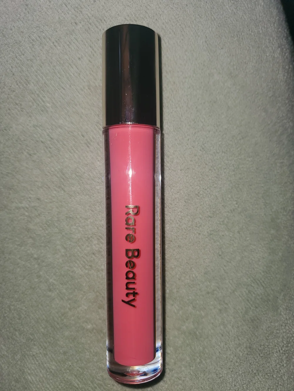Rare Beauty Lip Gloss — Coral Pink Shine